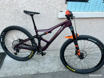Used Orbea OCCAM M30-EAGLE 2022 2022 Mountainbike, Purple, 29 — image 3 of 4