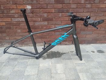 Canyon Roadlite AL 2019 650b Frameset 2019 Urban & Touring usato