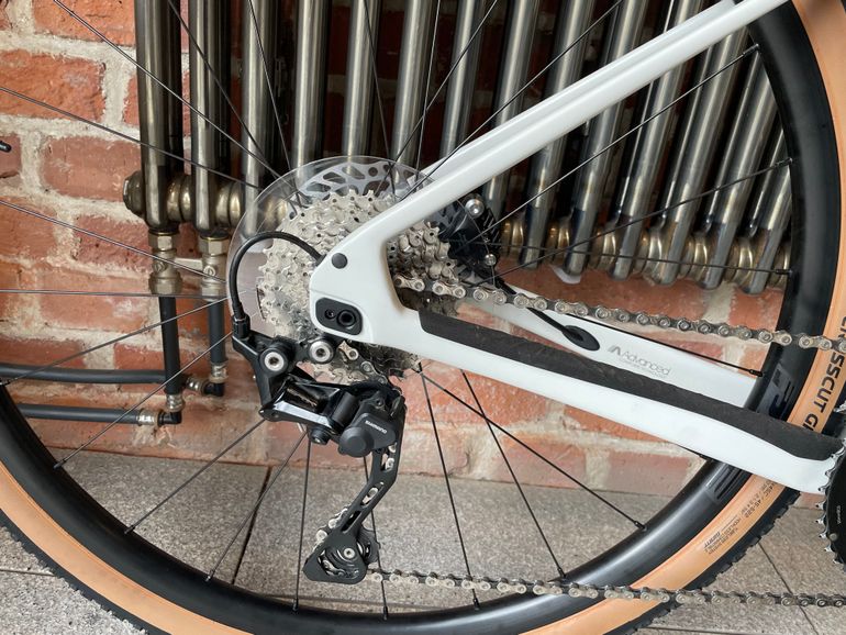 Brugt Giant Revolt Advanced 3 2025 2025 Road & Gravel — billede 7 af 9