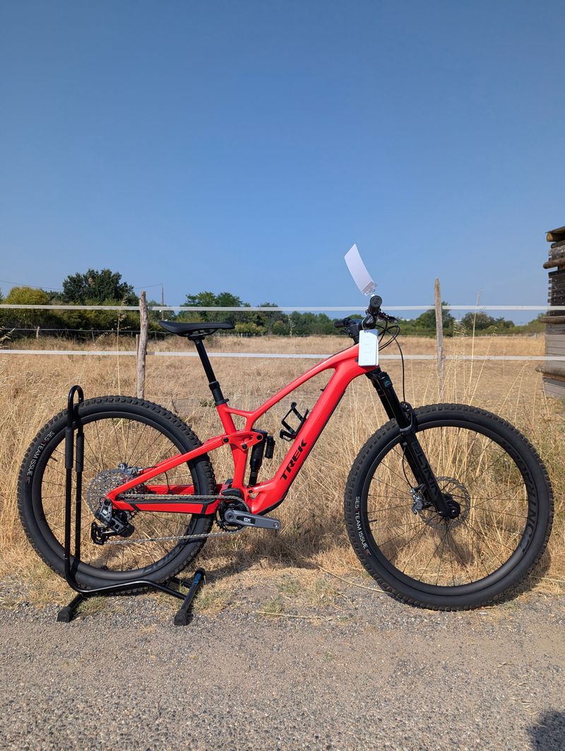 Used Trek Fuel EXe 9.8 2025 2025 MTB
