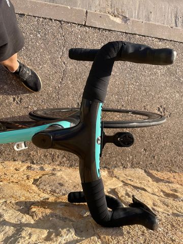 Brugt Bianchi Oltre XR4 Red eTap 2018 2018 Road & Gravel — billede 5 af 5