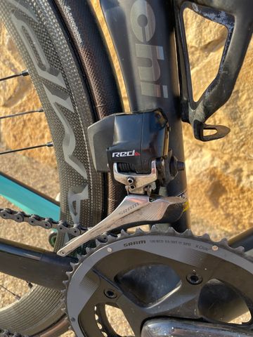 Brugt Bianchi Oltre XR4 Red eTap 2018 2018 Road & Gravel — billede 4 af 5