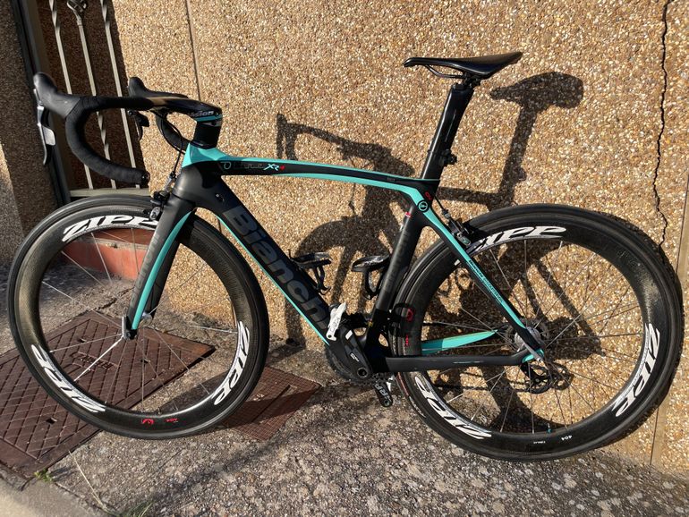 Brugt Bianchi Oltre XR4 Red eTap 2018 2018 Road & Gravel — billede 2 af 5