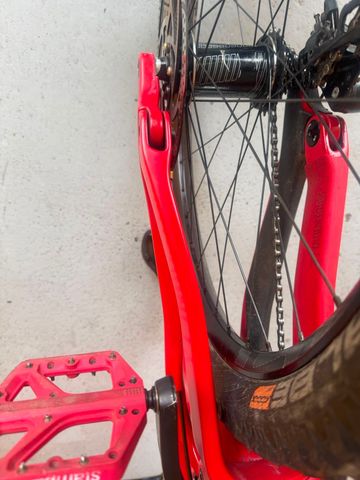 Used YT Industries Tues CF Pro 2018 Frameset 2018 Mountainbike, Red, 27.5 — image 7 of 12