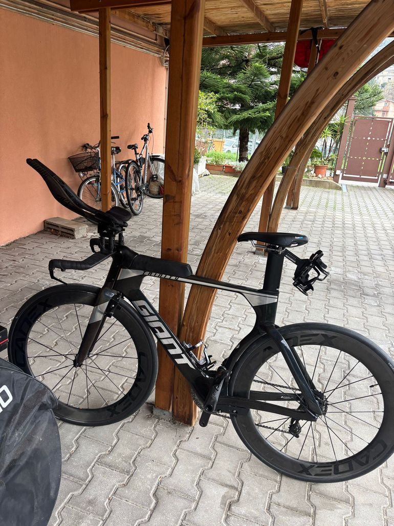 Used Giant Trinity Custom SRAM Force eTap AXS 2021 Road & Gravel, Black — image 3 of 3