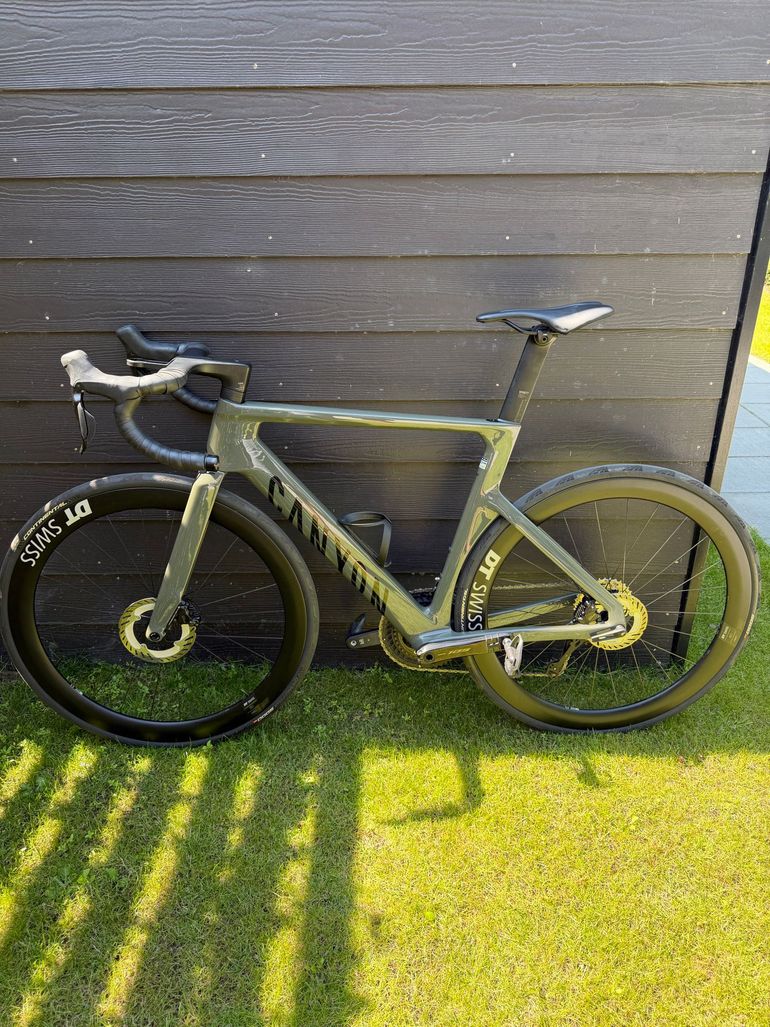 Brugt Canyon Aeroad CF SLX 7 Di2 2025 2025 Road & Gravel — billede 2 af 4