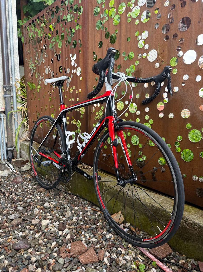 Trek Madone 3.5 H2 Compact 2014 2014 Road & Gravel usato, Rosso — immagine 7 di 7
