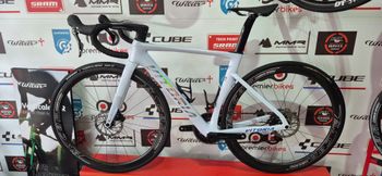 Brugt Vitoria Ultimate Art 2026 Road & Gravel — billede 6 af 15
