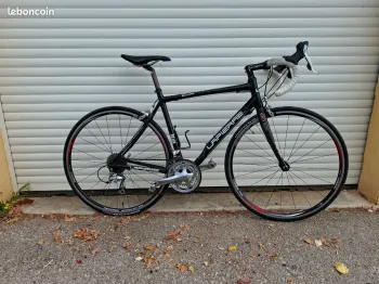 Použité Lapierre Vélo Route LAPIERRE Full Carbone 2018 Road & Gravel