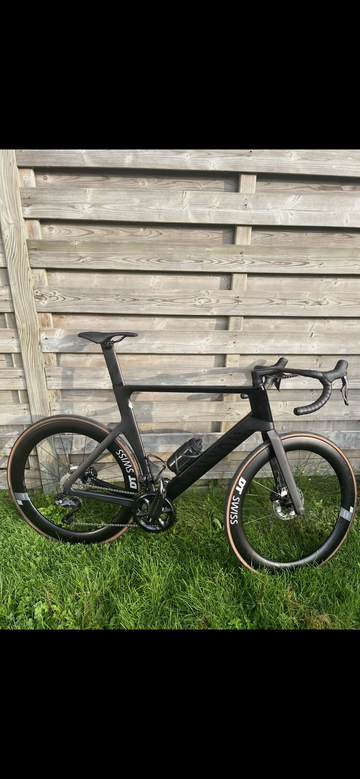 Used Canyon Aeroad CF SLX 8 Disc Di2 2023 2023 Road & Gravel