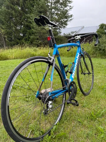 Używany Bianchi Via Nirone 2011 Road & Gravel — zdjęcie 8 z 9