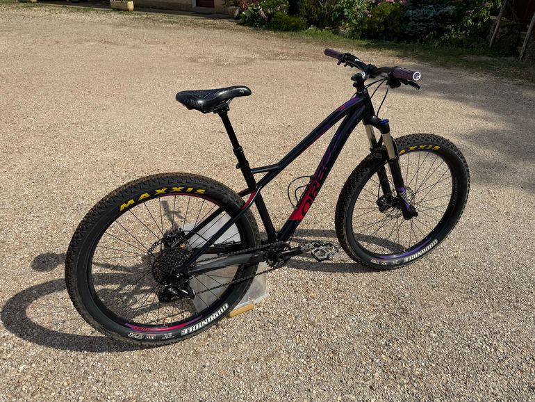 Orbea Loki SRAM NX 2017 Mountainbike usato, Nero — immagine 2 di 5