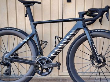 Used Canyon Aeroad CFR Di2 2026 Frameset 2026 Road & Gravel, Black — image 1 of 11