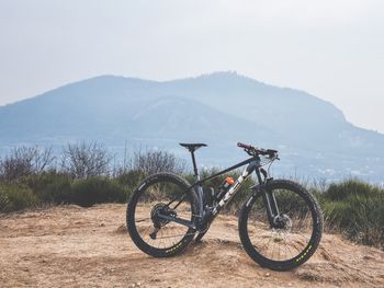 Trek Procaliber 9.7 2021 2021 Mountainbike de segunda mano, Gris claro — imagen 2 de 4