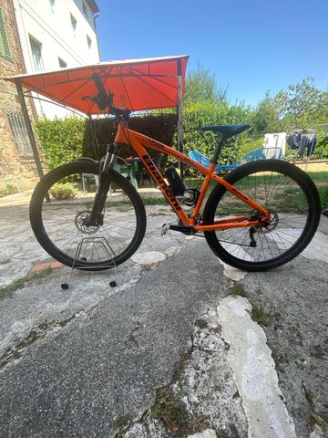 Używany Bianchi Kuma 29.0 2017 2017 MTB