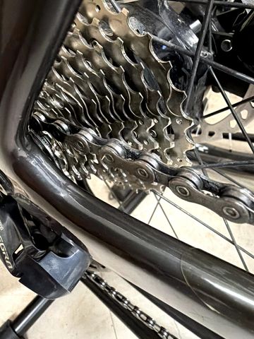 Gebrauchtes Scott Addict eRIDE 30 2023 2023 Road & Gravel, Rot — Bild 13 von 16