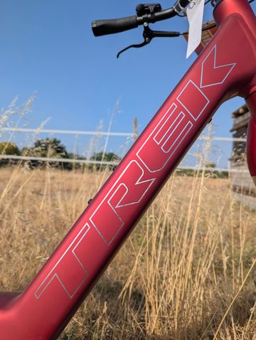 Gebrauchtes Trek Verve+ 1 Lowstep 2026 2026 Urban, Rot — Bild 2 von 5