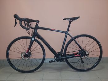 Trek Domane S 5 Disc 2017 2017 Road & Gravel usato, Nero — immagine 12 di 14