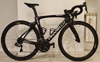 Pinarello Dogma F10 Rim Ultegra Di2 Bike 2020 2020 Road & Gravel usato