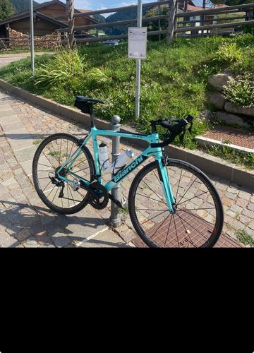 Used Bianchi Sempre Pro 2019 2019 Road & Gravel, Blue — image 1 of 8