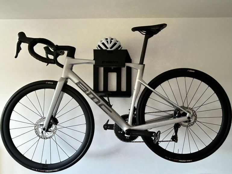 Tweedehands BMC Roadmachine 01 FOUR 2024 2024 Road & Gravel — afbeelding 1 van 20