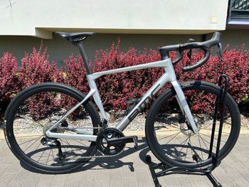 Tweedehands BMC Roadmachine 01 FOUR 2024 2024 Road & Gravel