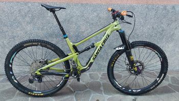 Used Santa Cruz Hightower LT S / Carbon C / 29 2019 2019 MTB