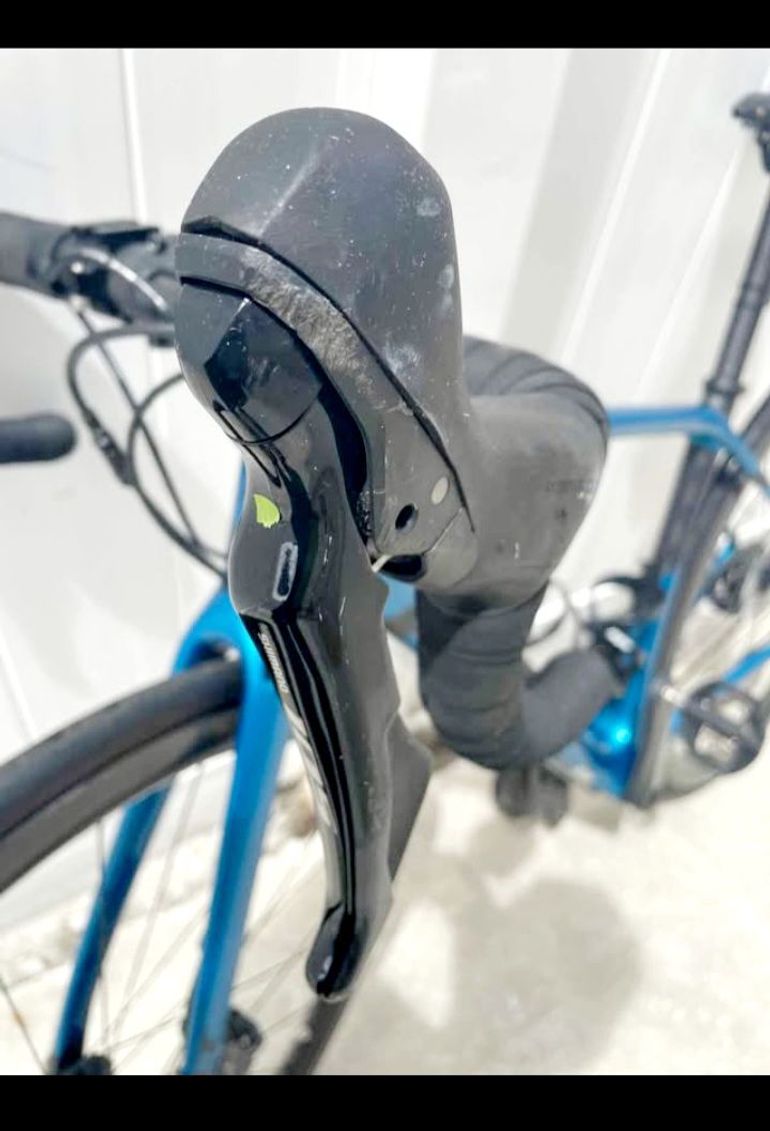 Used Felt Custom Shimano Ultegra 2022 Road & Gravel, Blue — image 4 of 9