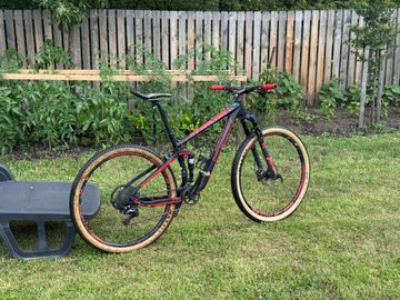 Used Bergamont Contrail Pro 2020 2020 Mountainbike, Red, 29 — image 9 of 9