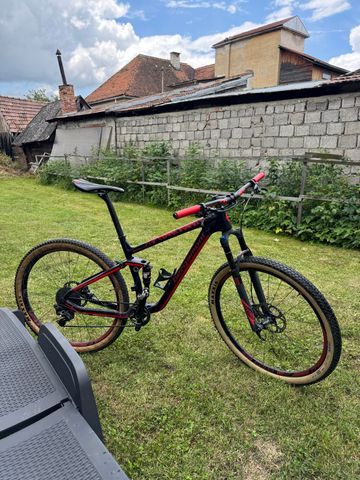 Used Bergamont Contrail Pro 2020 2020 Mountainbike, Red, 29 — image 7 of 9