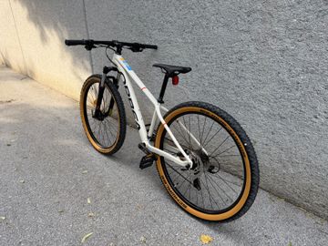 Used Orbea Onna 50 2026 2026 Mountainbike, White, 27.5 — image 3 of 4