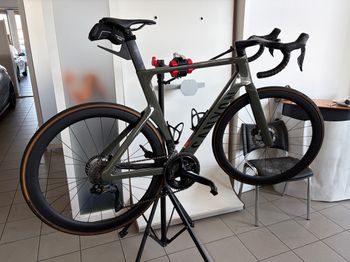 Tweedehands Canyon Aeroad CF SLX 7 Di2 C46 2025 2025 Road & Gravel