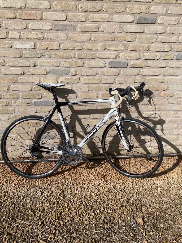 Scott CR1 Pro 2015 Road & Gravel usato, Bianco — immagine 2 di 6