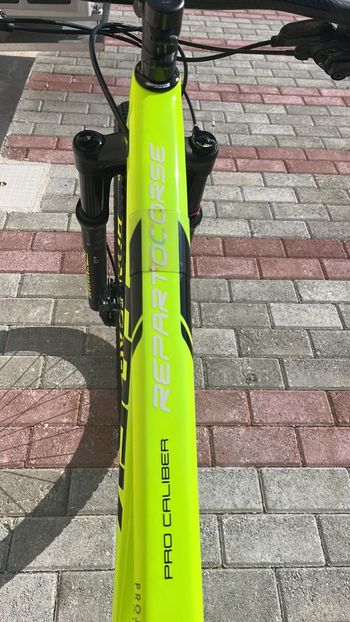 Gebrauchtes Trek Procaliber 9.8 SL 2019 2019 Mountainbike, Schwarz, 27.5, 29 — Bild 4 von 7