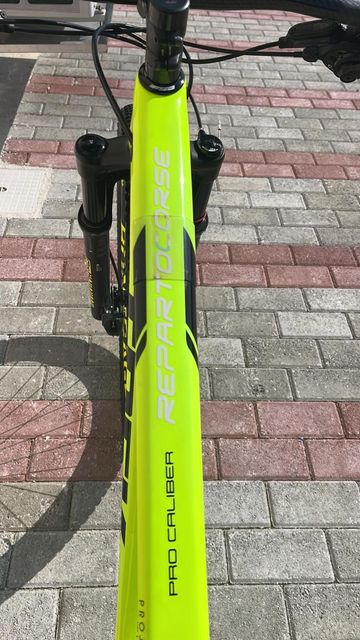 Used Trek Procaliber 9.8 SL 2019 2019 Mountainbike, Black, 27.5, 29 — image 4 of 7