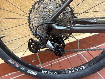 Orbea Alma Shimano Deore XT 2021 Mountainbike usato, Nero — immagine 4 di 9