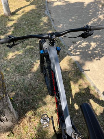 Used Mondraker FOXY 2023 2023 Mountainbike, Light Gray — image 4 of 5