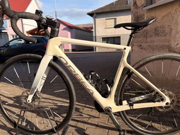 Used Orbea ORCA M40 2022 2022 Road & Gravel, White — image 1 of 5