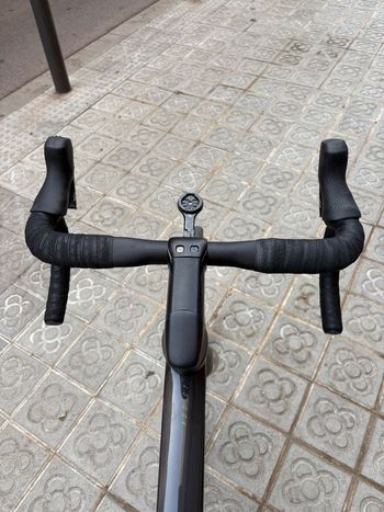 Brugt Scott Addict RC 30 2024 2024 Road & Gravel — billede 5 af 9