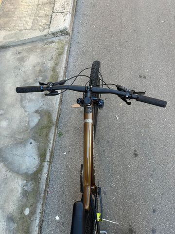 Käytetty Lapierre Prorace CF 6.9 2022 2022 Mountainbike — kuva 5 / 6