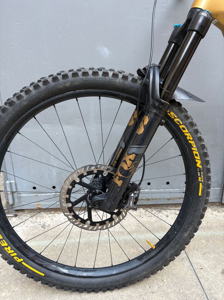 Brugt Orbea RALLON M10 2023 2023 Mountainbike — billede 6 af 6