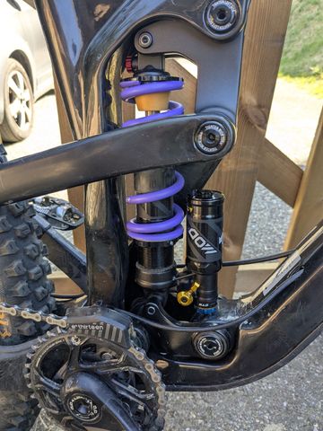 Used Propain SPINDRIFT 4 CF Performance 2024 2024 Mountainbike, Black, 27.5 — image 4 of 11