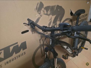 KTM MACINA RIDE 591 2025 2025 Mountainbike usato, Grigio chiaro — immagine 2 di 5