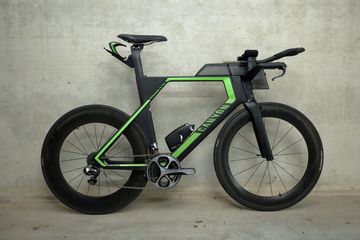 Używany Canyon CF SLX 9.0 Pro 2016 Road & Gravel — zdjęcie 1 z 8