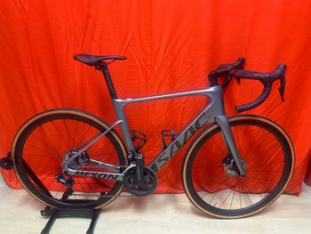 Isaac Meson Shimano Ultegra Di2 2022 Road & Gravel usato