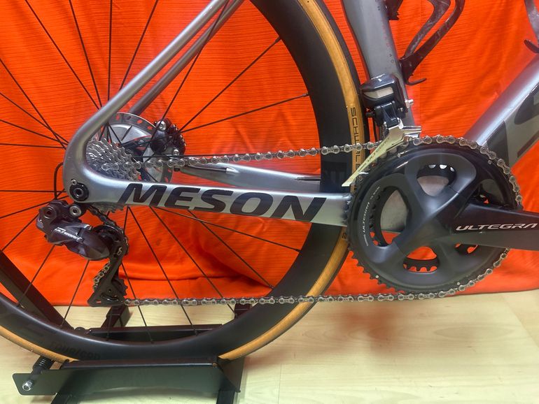 Isaac Meson Shimano Ultegra Di2 2022 Road & Gravel usato, Grigio chiaro — immagine 2 di 9