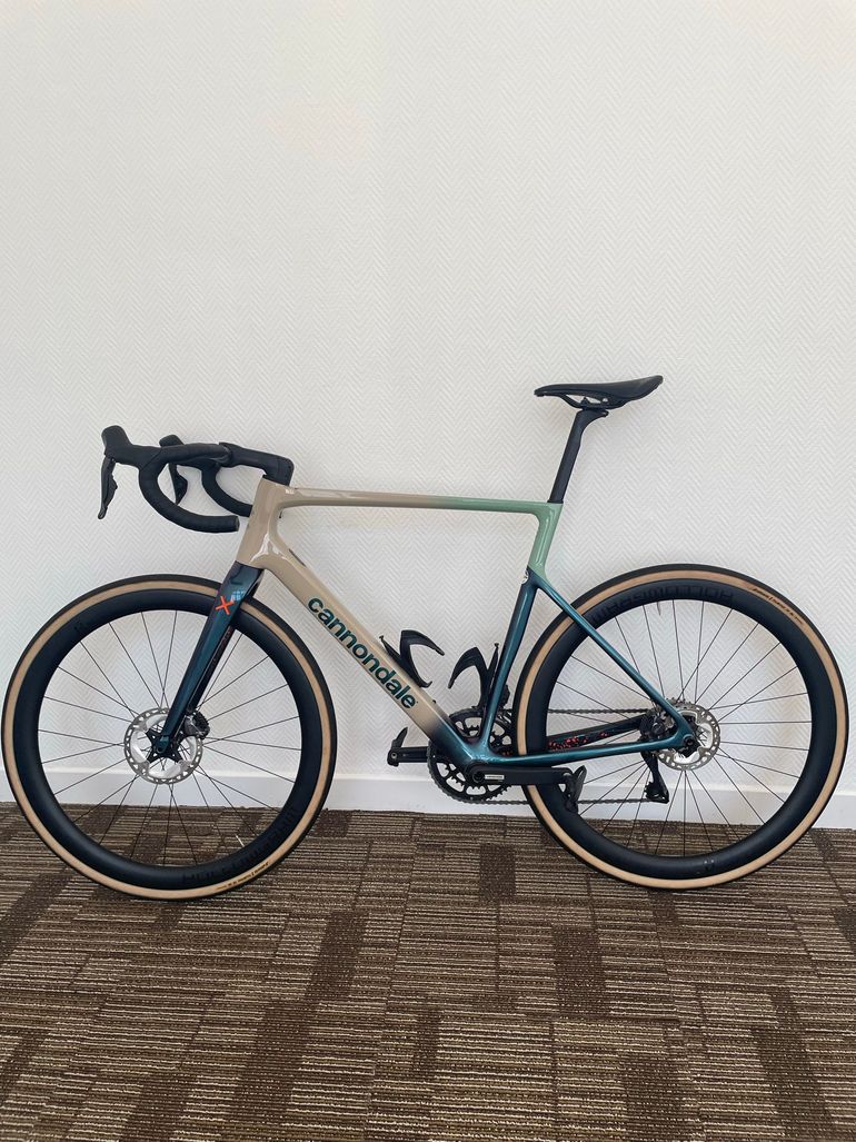 Cannondale SuperSix EVO Frameset 2024 Road & Gravel usato, Grigio chiaro — immagine 3 di 8