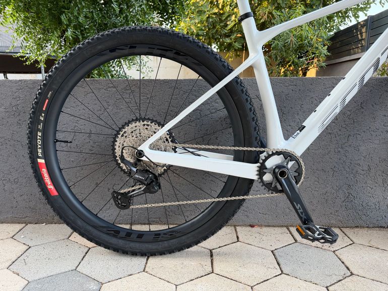 Used Scott Scale Shimano GRX 2025 Road & Gravel, White — image 3 of 6