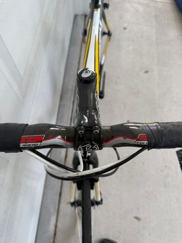 Used Trek Madone 6.2 2011 2011 Road & Gravel, Black — image 3 of 15