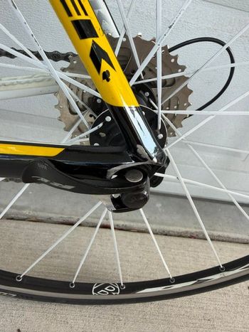 Used Trek Madone 6.2 2011 2011 Road & Gravel, Black — image 9 of 15
